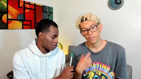 Alan and Criss - WE JUST FRIENDS WITH BENEFITS BOTH VERS online show from December 2024 02:51:01 AM