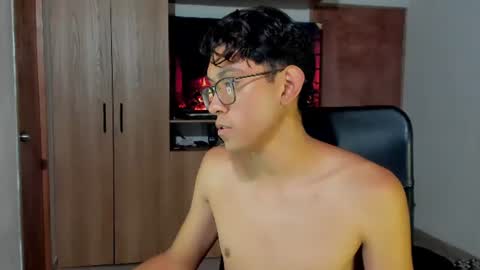 Snapshot of alan_scot chatting on July 2026 11:43:02 PM Alan and Criss - WE JUST FRIENDS WITH BENEFITS BOTH VERS online show from July 2026 11:43:02 PM