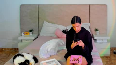 Snapshot of alana__get chatting on October 2025 05:55:01 PM online show from October 2025 05:55:01 PM