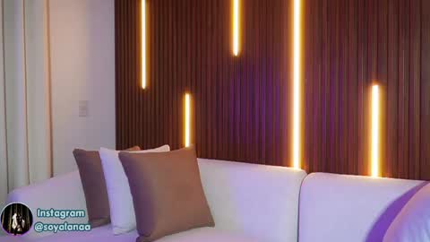 Snapshot of alana_haze chatting on April 2026 02:58:01 AM Alana online show from April 2026 02:58:01 AM