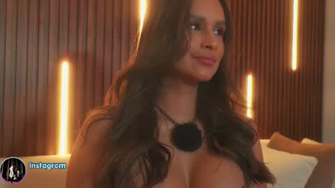Snapshot of alana_haze chatting on June 2026 04:42:02 AM Alana online show from June 2026 04:42:02 AM
