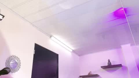 Maeve  online show from October 2025 11:41:02 AM