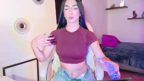 Maeve  online show from January 2026 11:48:02 AM