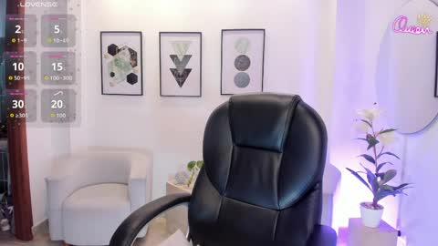 alana  online show from April 2026 12:39:01 PM