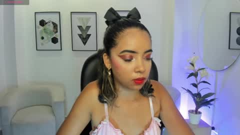 alana  online show from April 2026 07:51:02 PM