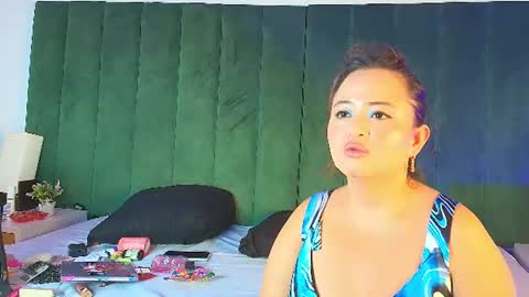 ALANA PETITE online show from July 2026 01:16:01 PM
