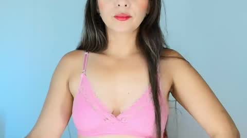 alana_pink95 online show from March 2026 12:33:01 PM