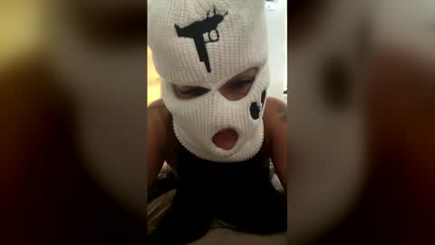 alanabrl online show from April 2026 02:12:01 PM