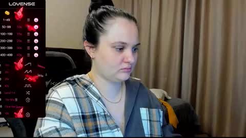 Julia online show from November 2025 02:04:01 PM