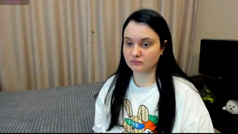 Snapshot of alanabrox chatting on May 2026 06:59:01 PM Julia online show from May 2026 06:59:01 PM
