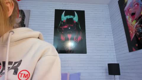 ALANA  online show from February 2026 09:00:02 PM