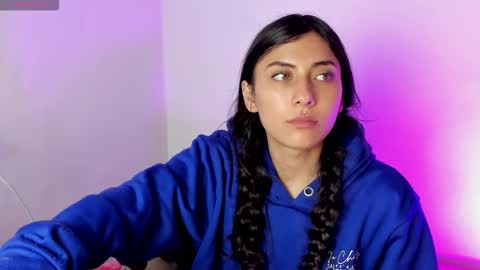 Snapshot of alanalois_ chatting on March 2026 04:02:01 PM ALANA Please follow me online show from March 2026 04:02:01 PM