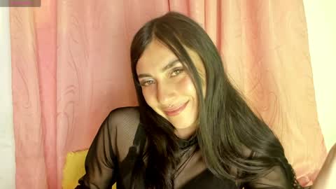 Snapshot of alanalois_ chatting on April 2026 12:30:01 AM ALANA Please follow me online show from April 2026 12:30:01 AM