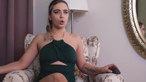 AlanaMilani online show from February 2025 12:47:02 AM
