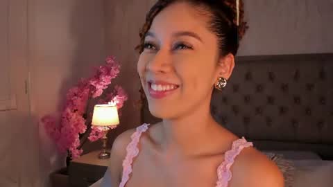 Snapshot of alanaxbrown chatting on July 2026 12:12:01 PM Tell me Alana online show from July 2026 12:12:01 PM