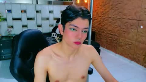 Snapshot of alandelrey57 chatting on January 2026 06:07:02 AM ALAN DEL REY online show from January 2026 06:07:02 AM