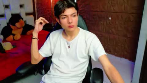 Snapshot of alandelrey57 chatting on February 2026 02:53:02 AM ALAN DEL REY online show from February 2026 02:53:02 AM