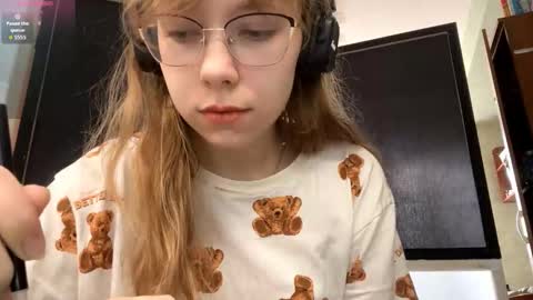 Snapshot of alanehadaller chatting on September 2025 10:39:02 AM Stella online show from September 2025 10:39:02 AM