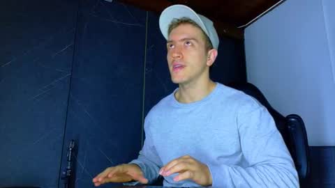 Snapshot of alanferrer chatting on February 2026 10:12:01 AM Alan Ferrer online show from February 2026 10:12:01 AM