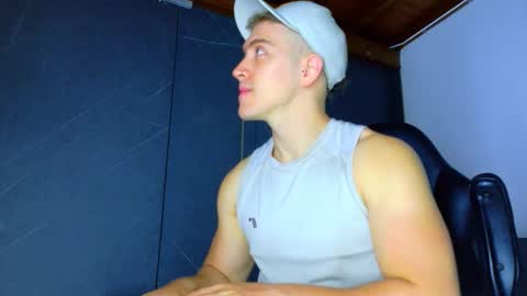 Snapshot of alanferrer chatting on February 2026 10:24:01 AM Alan Ferrer online show from February 2026 10:24:01 AM