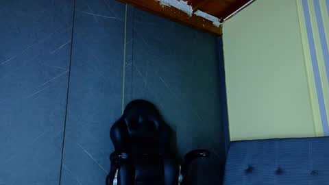 Snapshot of alanferrer chatting on March 2026 10:15:02 AM Alan Ferrer online show from March 2026 10:15:02 AM