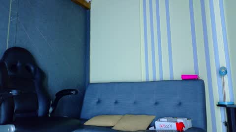 Snapshot of alanferrer chatting on April 2026 10:24:02 AM Alan Ferrer online show from April 2026 10:24:02 AM