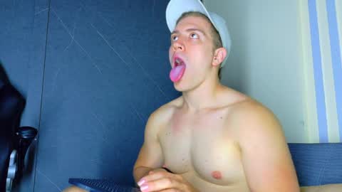 Snapshot of alanferrer chatting on April 2026 10:24:02 AM Alan Ferrer online show from April 2026 10:24:02 AM