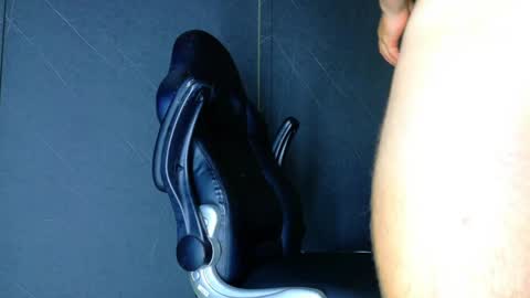 Snapshot of alanferrer chatting on April 2026 09:54:02 AM Alan Ferrer online show from April 2026 09:54:02 AM