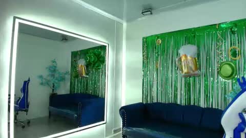 Snapshot of alanna__scott chatting on March 2026 03:53:02 AM Alanna online show from March 2026 03:53:02 AM