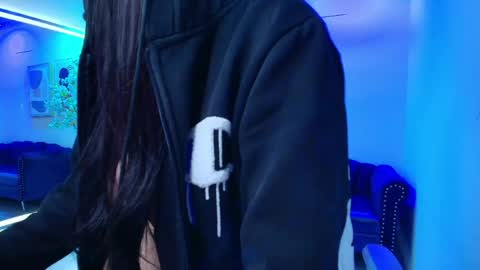 Snapshot of alanna__scott chatting on April 2026 04:28:01 AM Alanna online show from April 2026 04:28:01 AM