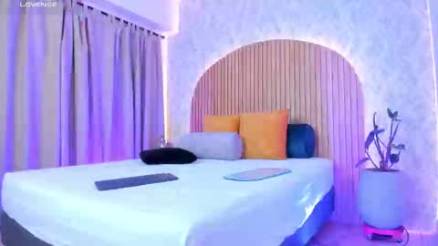 Alanna  online show from February 2025 01:51:01 AM