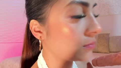 alannarouge online show from June 2026 02:33:01 PM