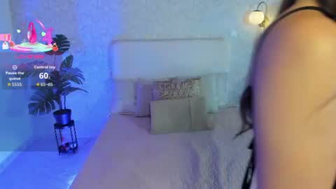 alannarouge online show from July 2026 12:09:02 PM