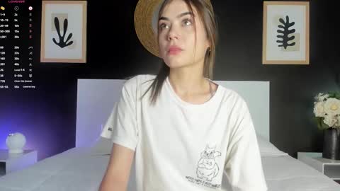 Alanna Cute Russell online show from October 2025 08:08:02 PM