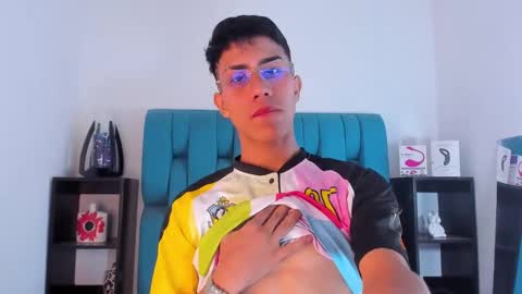 alannaughty_ online show from January 2025 09:13:01 PM