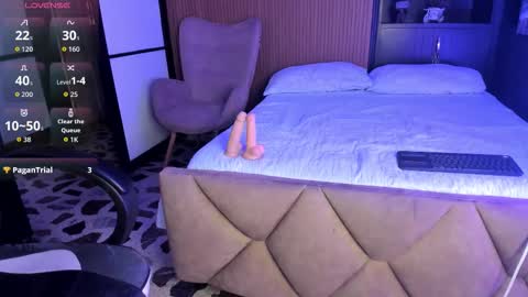 alanred_ online show from October 2025 10:10:01 PM