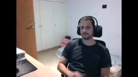 Snapshot of alansier chatting on April 2026 04:56:01 PM alansier online show from April 2026 04:56:01 PM