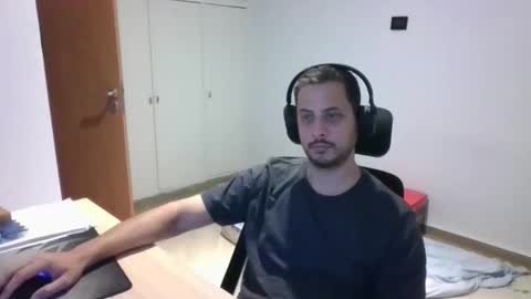 Snapshot of alansier chatting on April 2026 07:18:02 PM alansier online show from April 2026 07:18:02 PM