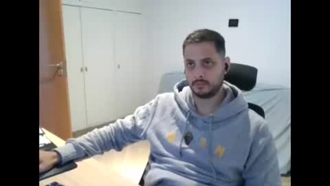 Snapshot of alansier chatting on April 2026 04:16:02 PM alansier online show from April 2026 04:16:02 PM