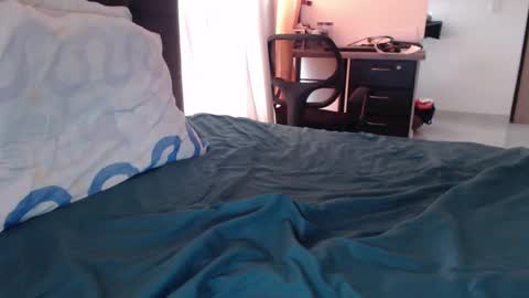 alanxxx836836 online show from September 2025 09:31:02 PM