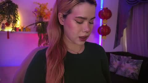 albaandthayron online show from December 2025 12:14:02 PM