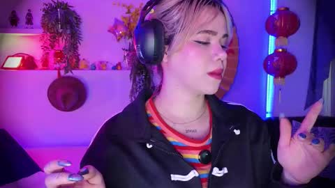 albaandthayron online show from March 2026 12:10:01 PM