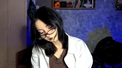 Snapshot of alberthamazierski chatting on November 2025 05:13:02 PM Im Katrina online show from November 2025 05:13:02 PM