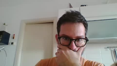 Snapshot of albertodivenire chatting on March 2025 01:59:02 PM albertodivenire online show from March 2025 01:59:02 PM