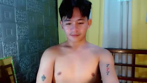 Snapshot of albertx_destroyer69 chatting on October 2025 06:42:01 PM Albert online show from October 2025 06:42:01 PM