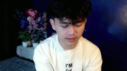 Snapshot of albertx_destroyer69 chatting on March 2026 01:32:01 AM Albert online show from March 2026 01:32:01 AM