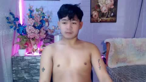 Snapshot of albertx_destroyer69 chatting on June 2026 01:43:02 AM Albert online show from June 2026 01:43:02 AM