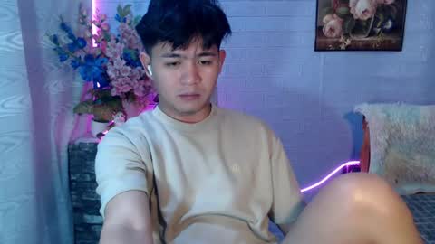Snapshot of albertx_destroyer69 chatting on July 2026 02:06:02 AM Albert online show from July 2026 02:06:02 AM