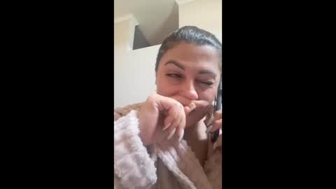 albina online show from March 2026 07:36:01 AM