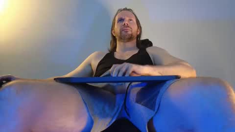 albinoadonis online show from February 2026 04:10:01 AM